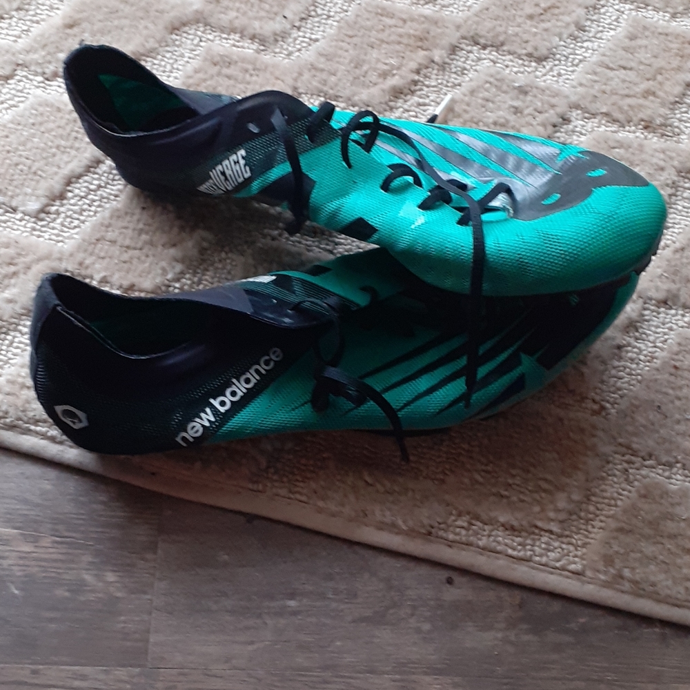 Green new balance track spikes
